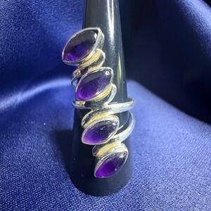 🥳Ring*Genuine Amethyst Gemstones set in 925 Sterling Silver